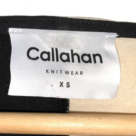 NWT Callahan Knitwear Beige black color block v neck knotted sweater size xs - Picture 2 of 5